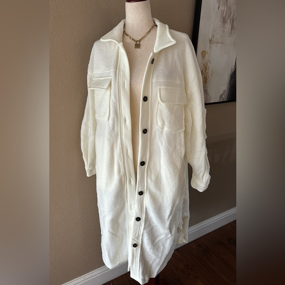 Fleece longline  button down coat in ivory - Picture 3 of 6